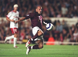 Arsenal FC vs FC Thun: 2005-06 Season Match