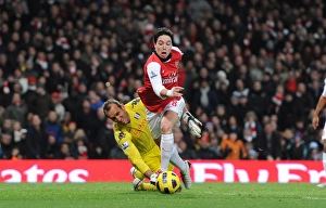 Arsenal V Fulham 2010-11 Prints: Arsenal FC vs Fulham: 2010-11 Season Match