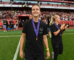 Arsenal FC vs Fulham FC: Lotte Wubben-Moy at Half Time - Premier League 2022-23