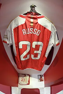 Arsenal FC vs Liverpool FC: Pre-Match Preparation in the Arsenal Dressing Room - Barclays Women's Super League