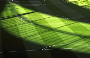Arsenal V Olympiacos 2019-20 Prints: Arsenal FC vs Olympiacos FC: Europa League Clash at Emirates Stadium
