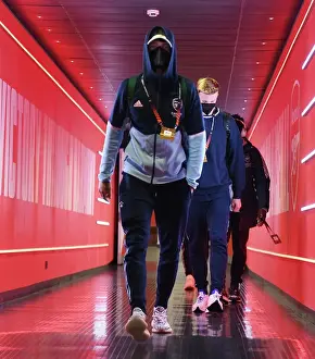 Arsenal V PSV Eindhoven 2022-23 Prints: Arsenal FC vs PSV Eindhoven: Europa League Clash at Emirates Stadium (2022-23)