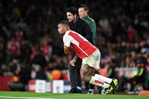 Arsenal FC vs PSV Eindhoven: Mikel Arteta Interacts with Gabriel Jesus - UEFA Champions League 2023/24