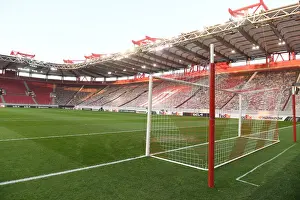 Arsenal FC vs SL Benfica: Europa League Round of 32 at Karaiskakis Stadium, Piraeus