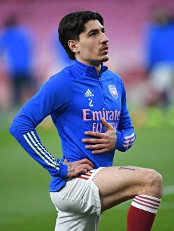 Images Dated 8th April 2021: Arsenal FC vs Slavia Praha: Hector Bellerin Warms Up Ahead of UEFA Europa League Quarterfinal at