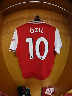 Arsenal FC vs Southampton FC: Mesut Ozil's Emirates Absence (Arsenal 2019-20)