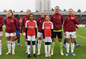 Arsenal FC vs West Ham United: A High-Stakes Showdown in the Barclays Women's Super League at Meadow Park (November 2023)