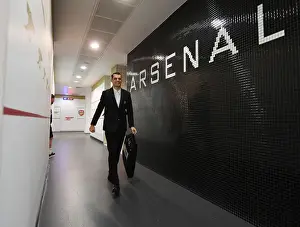 Arsenal FC: Xhaka in the Changing Room Before Arsenal vs Manchester United (2019-20)