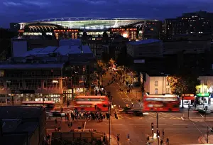 Arsenal FC's Champions League Debut at Emirates Stadium (2016-17) - Arrival of the Team Bus