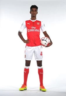 Images Dated 3rd August 2016: Arsenal First Team 2016-17: Gedion Zelalem at Photocall