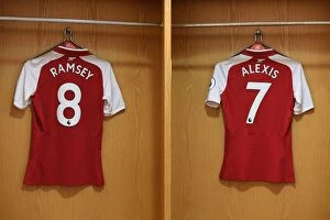 Arsenal First Team 2017-18 Photocall at Emirates Stadium