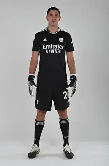 Arsenal First Team 2020-21: Emiliano Martinez in Training