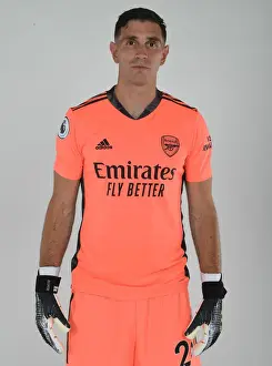 Arsenal First Team 2020-21: Emiliano Martinez in Training