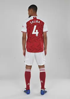 Arsenal First Team 2020-21: William Saliba in Training