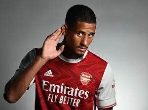 Arsenal First Team 2020-21: William Saliba's Media Photocall Debut