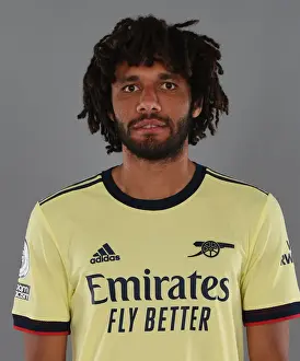 Arsenal First Team 2021-22: Mo Elneny Kick-Off Photocall