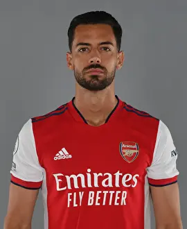 Arsenal First Team 2021-22: Pablo Mari Resumes Training at London Colney