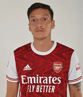 Arsenal First Team: Mesut Ozil Training at London Colney - 2020-21 Season