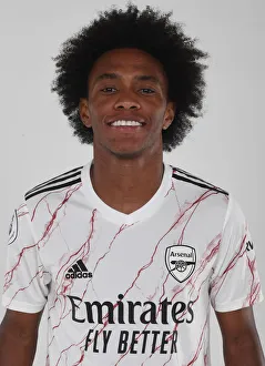 Arsenal First Team: Willian at 2020-21 Photocall