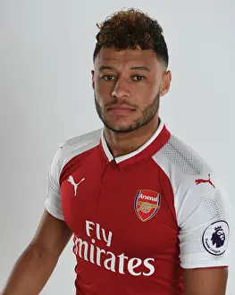 Arsenal 1st Team Photocall 2017-18 Prints: Arsenal Football Club 2017-18: Alex Oxlade-Chamberlain's Portrait