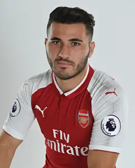 Arsenal Football Club 2017-18: Sead Kolasinac's Team Photocall