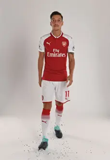 Arsenal 1st Team Photocall 2017-18 Prints: Arsenal Football Club 2017-18 Team: Mesut Ozil at Team Photocall