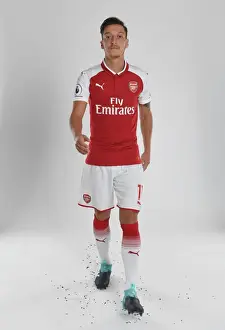 Arsenal 1st Team Photocall 2017-18 Prints: Arsenal Football Club 2017-18 Team: Mesut Ozil's Photocall