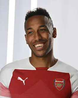 Arsenal Football Club: Aubameyang at 2018/19 First Team Photo Call
