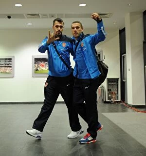 Images Dated 24th January 2014: Arsenal Football Club: Emiliano Viviano and Lukas Podolski Prepare for FA Cup Match vs