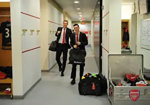 Arsenal Football Club: Per Mertesacker and Mesut Ozil - Pre-Match Huddle (2015-16)