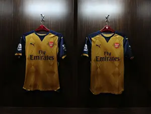 Arsenal V Singapore XI Prints: Arsenal Football Club: Preparing for Battle - Arsenal v Singapore XI