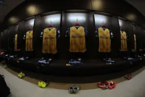 Arsenal V Singapore XI Prints: Arsenal Football Club: Readying for Battle - Arsenal v Singapore XI