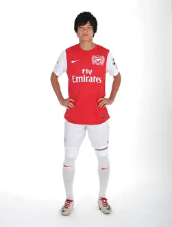 Arsenal Football Club: Ryo Miyaichi Unveiled at Emirates Stadium