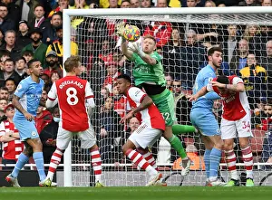 Arsenal Goalkeeper Aaron Ramsdale Saves from Gabriel Magalhaes vs Manchester City (Arsenal vs MC 2021-22)