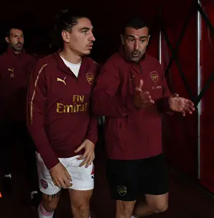 Arsenal: Hector Bellerin and Juan Carlos Carcedo Pre-Match Huddle vs Leicester City (2018-19)