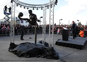 Arsenal Honors Dennis Bergkamp with Statue Unveiling