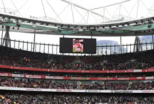 Arsenal Honors Late Legend Rocastle Ahead of Leeds United Clash