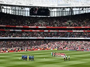 Arsenal Honors Late Scout Steve Rowley with Minutes Applause vs Manchester United