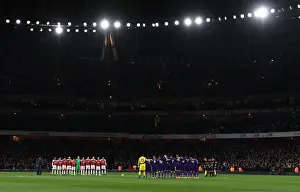 Arsenal V Liverpool 2018-19 Prints: Arsenal Honors Leicester City: Minutes of Silence during Arsenal vs. Liverpool (2018-19)