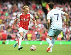 Arsenal Kicks Off 2023-24 Premier League with Martin Odegaard's Brace vs. Nottingham Forest