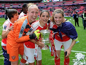 Arsenal Ladies Celebrate FA Cup Victory: Triumphant Moment with Van Veenendaal, Van de Donk, and Janssen