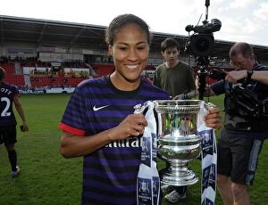 Arsenal Ladies v Bristol Academy - FA Cup Final 2013 Collection: Arsenal Ladies Celebrate FA Women's Cup Victory: Rachel Yankey Lifts the Trophy