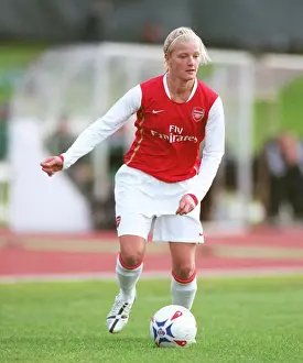 Arsenal Ladies Crush Breidablik: Katie Chapman Stars in 5-0 UEFA Cup Quarterfinal Victory