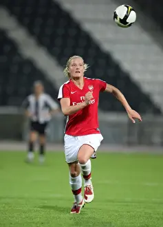 POAK Thessaloniki V Arsenal Ladies 2009-10 Prints: Arsenal Ladies Crush POAK Thessaloniki 9-0: Katie Chapman's Unstoppable Performance