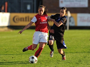 Arsenal Ladies v Rayo Vallecano 2011-12 Collection: Arsenal Ladies FC v Rayo Vallecano - UEFA Womens Champions League: Round of 16 Second Leg