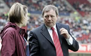 Arsenal Ladies Manager Vic Akers and his assistant Emma Hayes