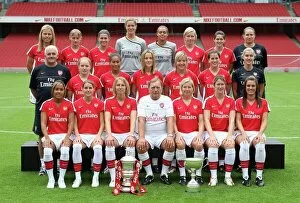 Arsenal Ladies Team Groups Gallery: Arsenal Ladies team. Arsenal Ladies Photocall. Emirates Stadium, 5 / 8 / 08. Credit