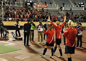 Arsenal Ladies in Tokyo: Ellen White and Jordan Nobbs Wave to Fans in 1:1 Draw Against INAC Kobe