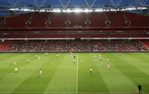 Arsenal Ladies Triumph Over Chelsea: 4-1 Win in Women's Premier League at Emirates Stadium (April 2008)