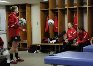 INAC Kobe V Arsenal Ladies Prints: Arsenal Ladies: Unity and Determination in the Changing Room before the INAC Kobe Charity Match